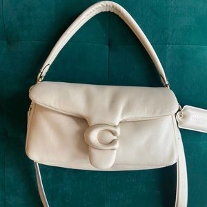 Coach 26 Pillow Tabby